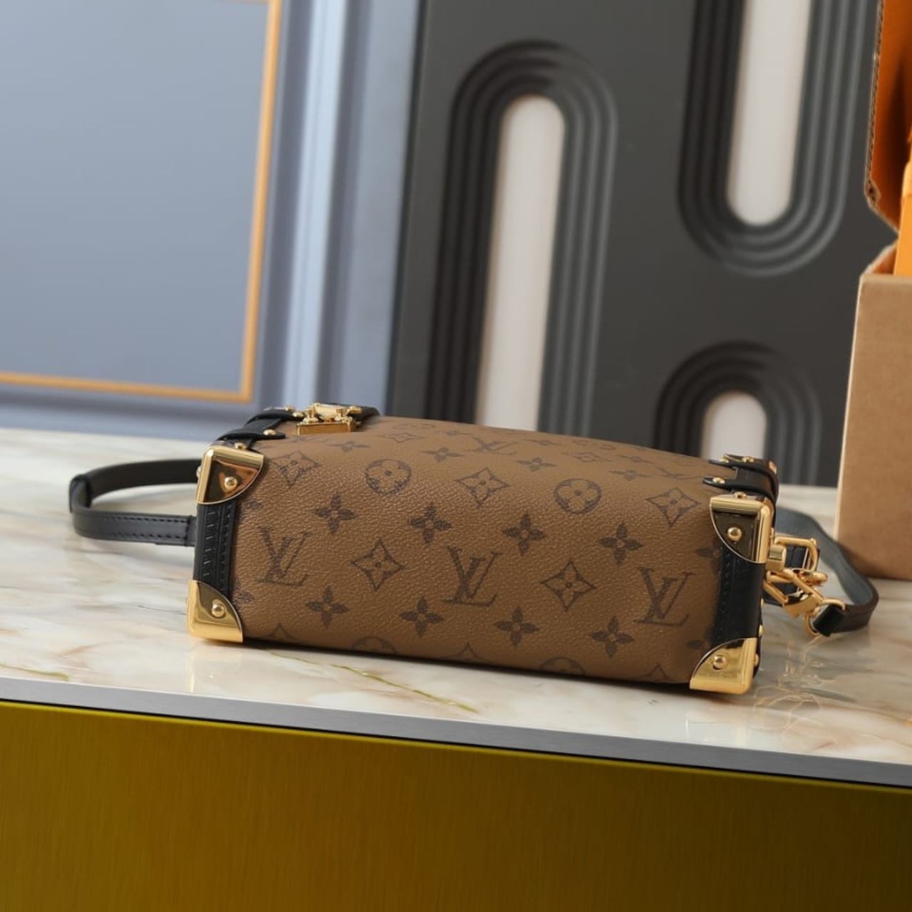 Louis Vuitton Side Trunk MM Monogram Reverse Brown 23Cm M46815 - Image 3
