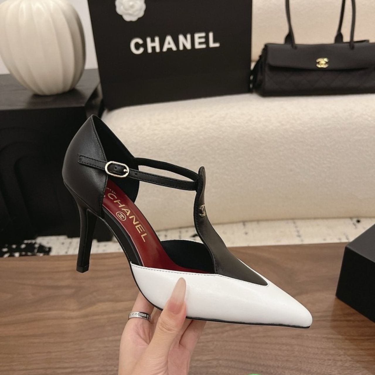 Chanel Metiers Dart 2026 Mary Janes White Black - Image 5