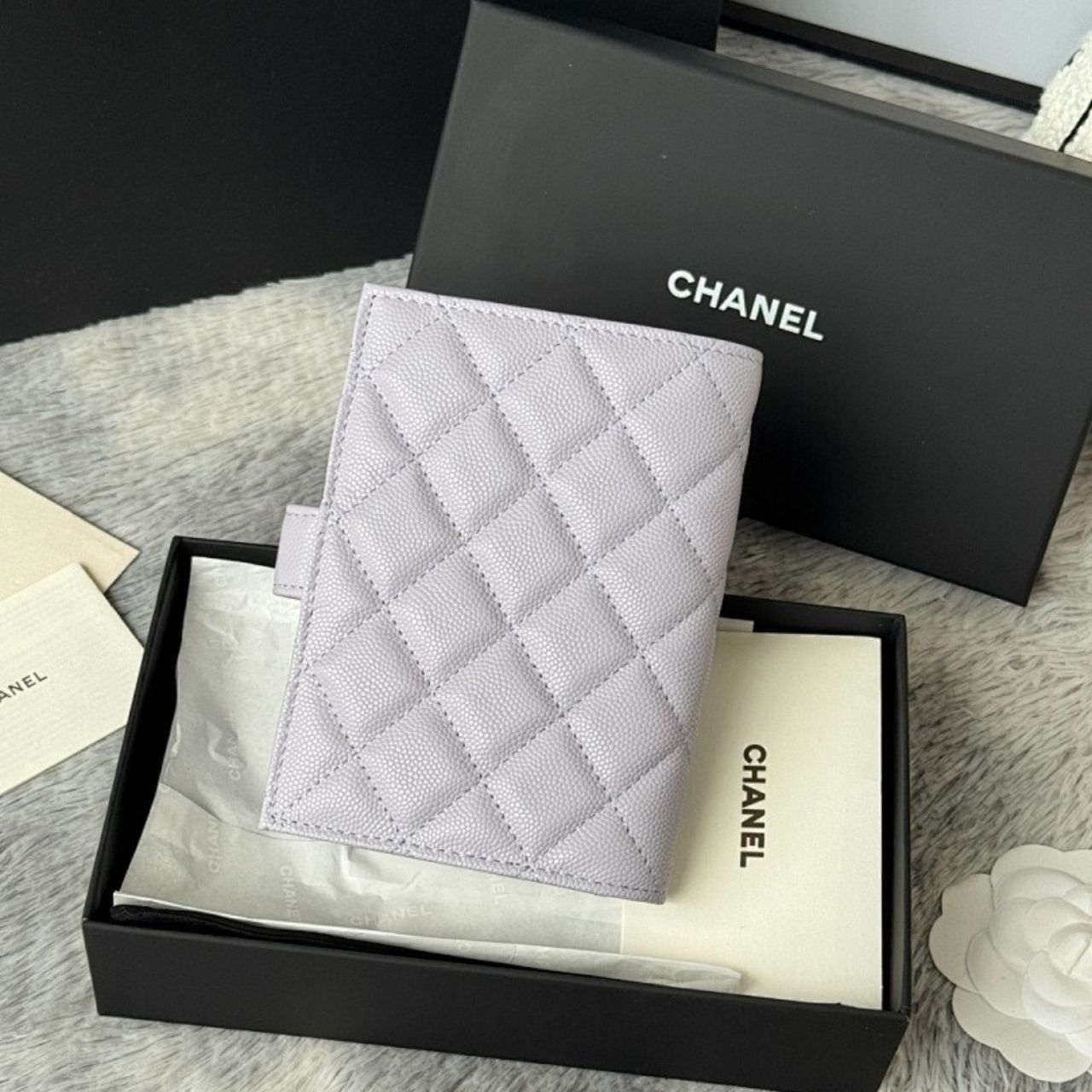 Chanel Classic Passport Holder Grained Shiny Calfskin Gold Tone Metal 15cm - Image 5