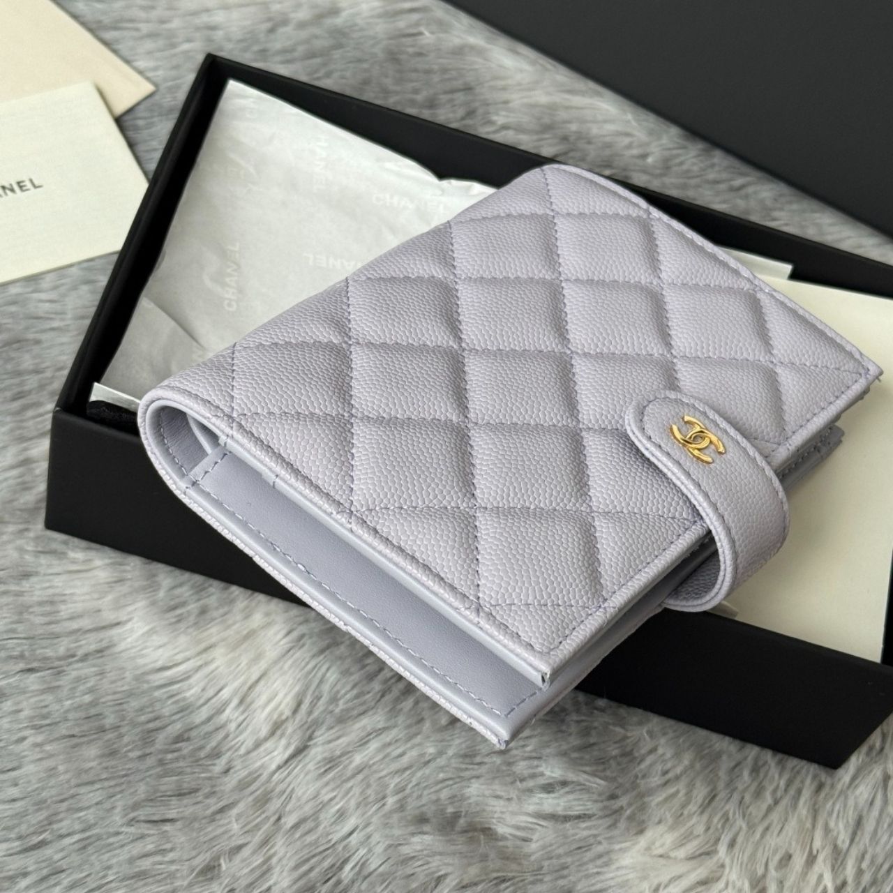 Chanel Classic Passport Holder Grained Shiny Calfskin Gold Tone Metal 15cm - Image 4