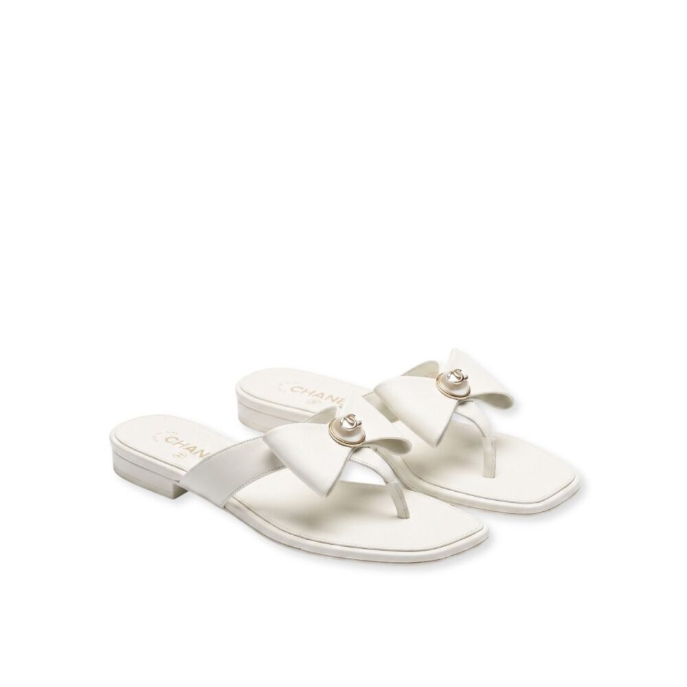 Chanel CC Bow Leather Thong Sandals White