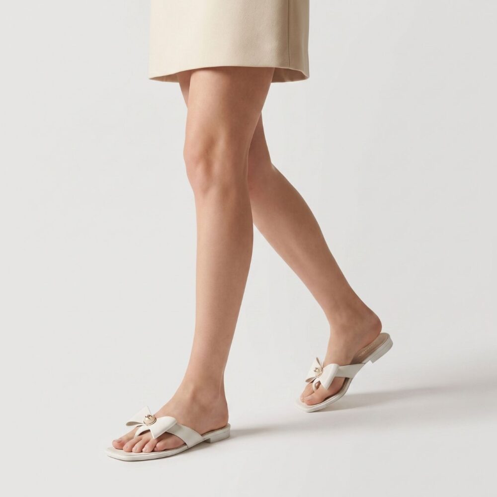 Alternative view of Chanel CC Bow Leather Thong Sandals White