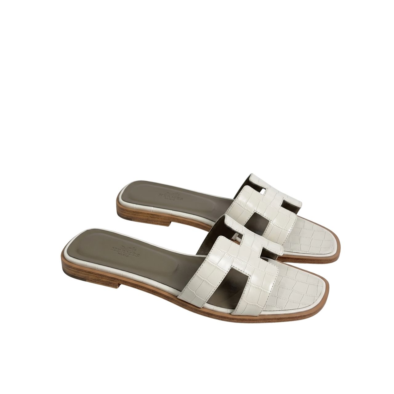Hermes Oran Sandal Blanc H021056Z 02340