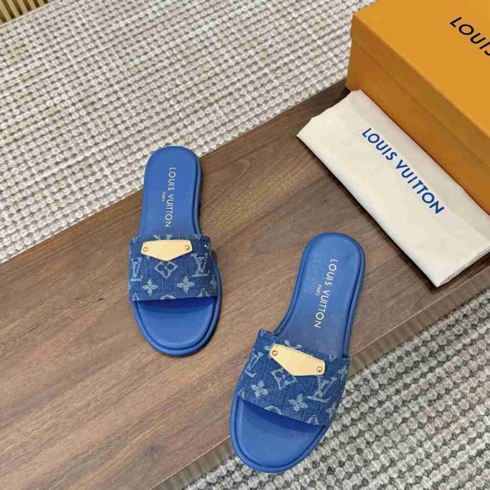 Alternative view of Louis Vuitton Lily Flat Mule Bleu 1AGX62