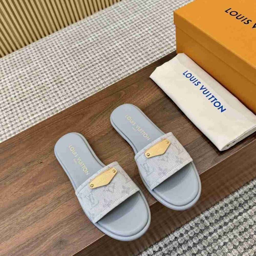 Alternative view of Louis Vuitton Lily Flat Mule Gris 1AGX94