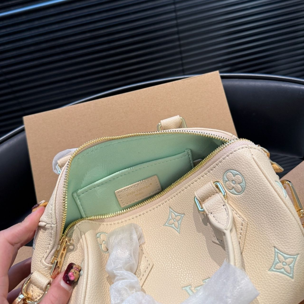 Louis Vuitton Speedy Bandoulière 20 20cm M27572 - Image 5