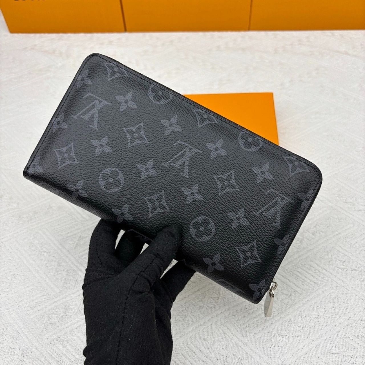 Louis Vuitton Zippy Wallet Monogram Eclipse 19Cm M62295 - Image 10