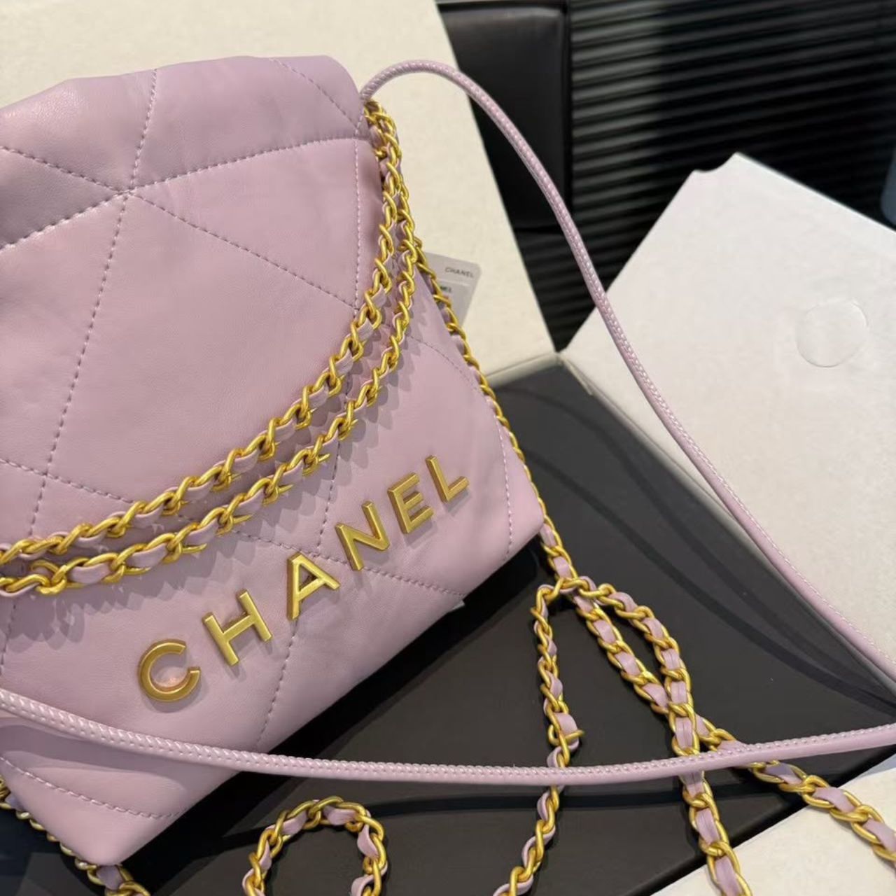 Chanel 22 Mini Handbag Light Pink 20cm AS3980 B19059 94305 - Image 9