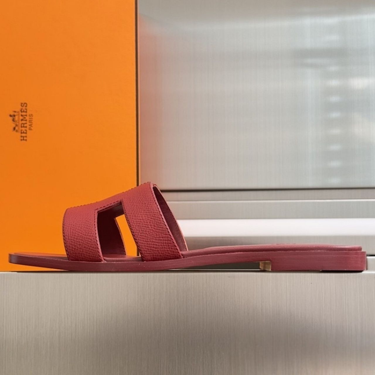 Hermes Oran Sandal Rouge H H202272Z L1340 - Image 4