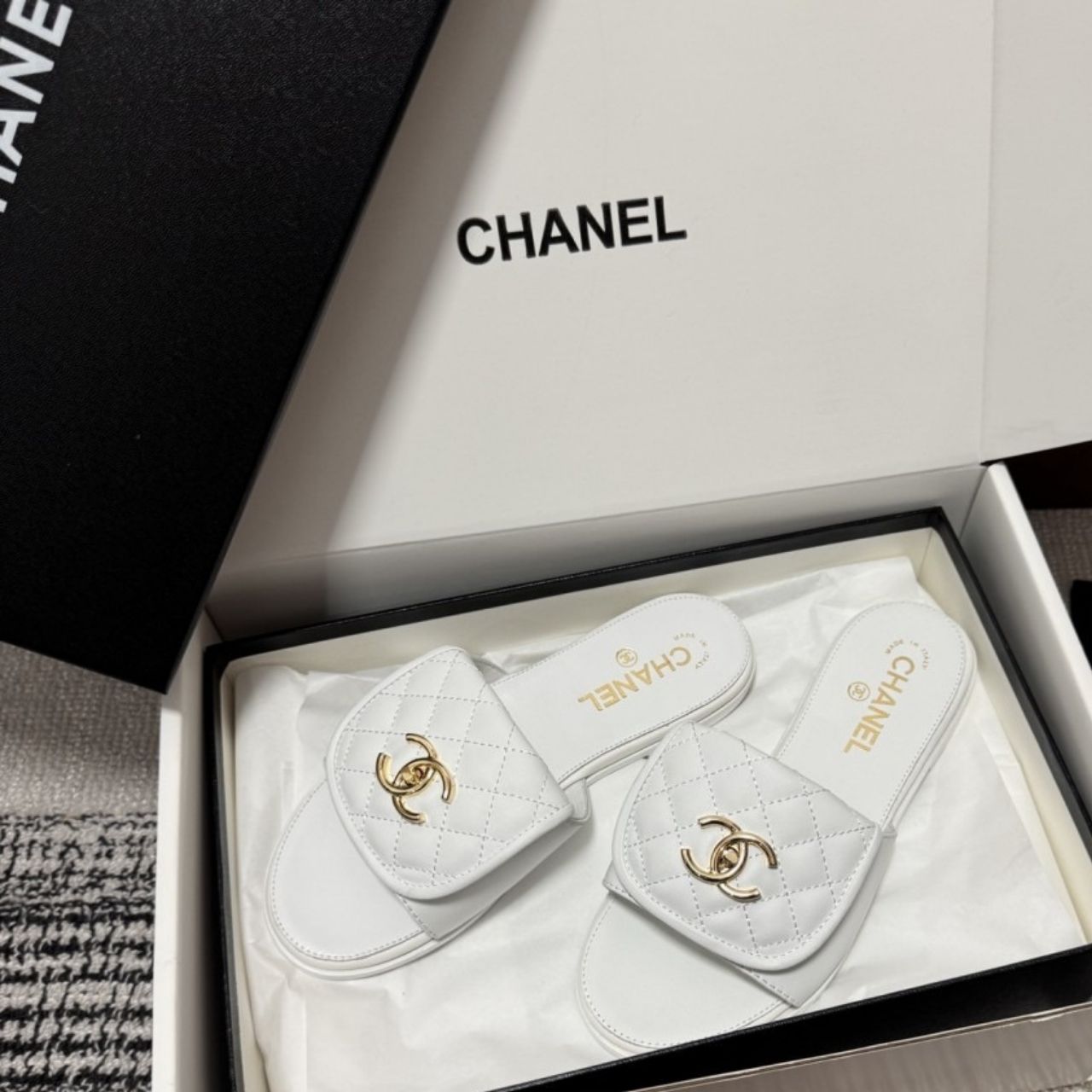 Chanel Quilted Turnlock Flat Mules White - Image 5
