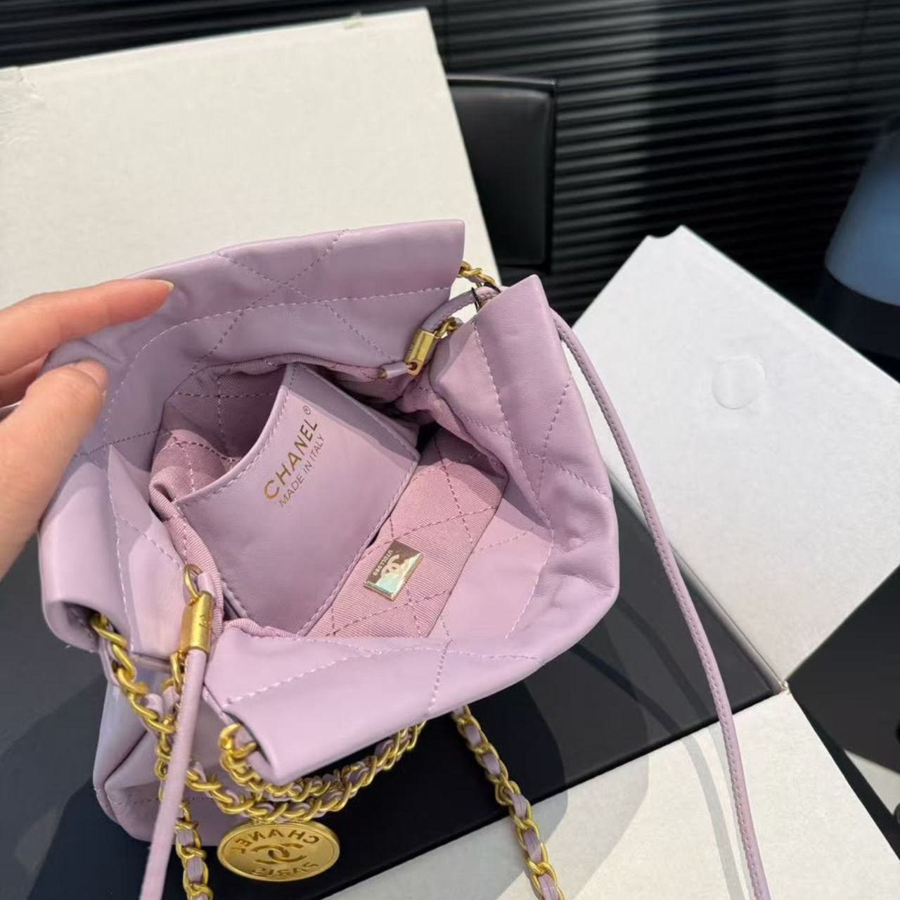 Chanel 22 Mini Handbag Light Pink 20cm AS3980 B19059 94305 - Image 5