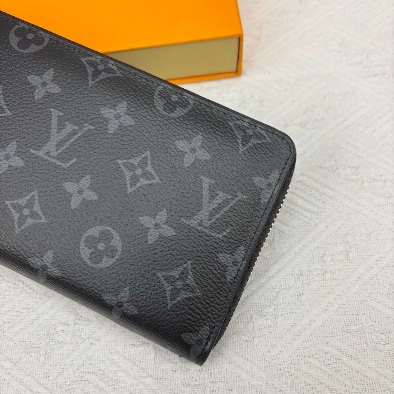 Louis Vuitton Zippy Wallet Monogram Eclipse 19Cm M62295 - Image 5