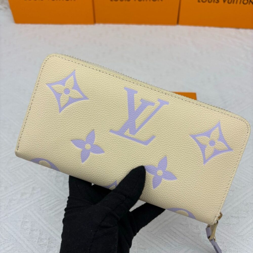 Alternative view of Louis Vuitton Sarah Wallet Monogram Empreinte 19cm