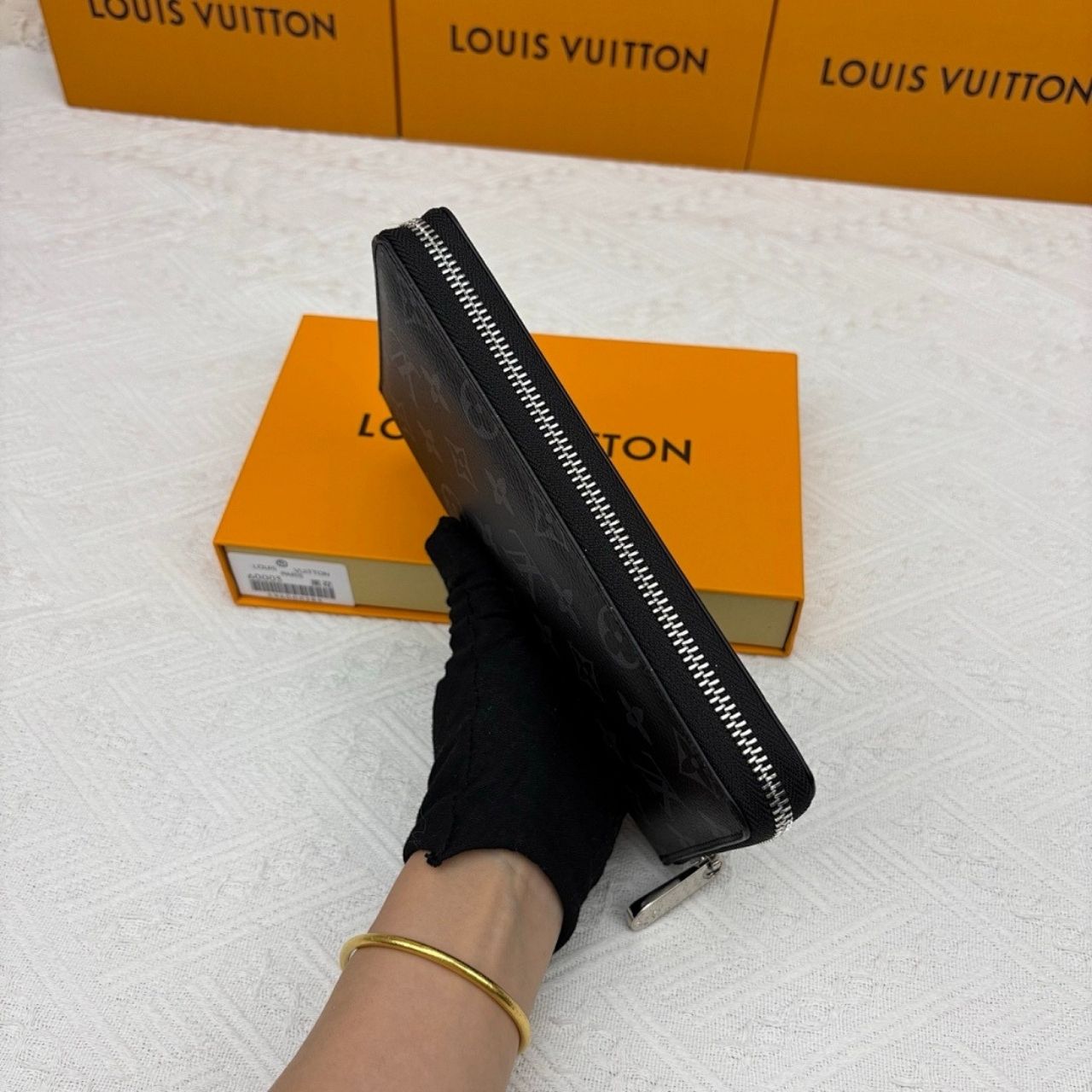Louis Vuitton Zippy Wallet Monogram Eclipse 19Cm M62295 - Image 4