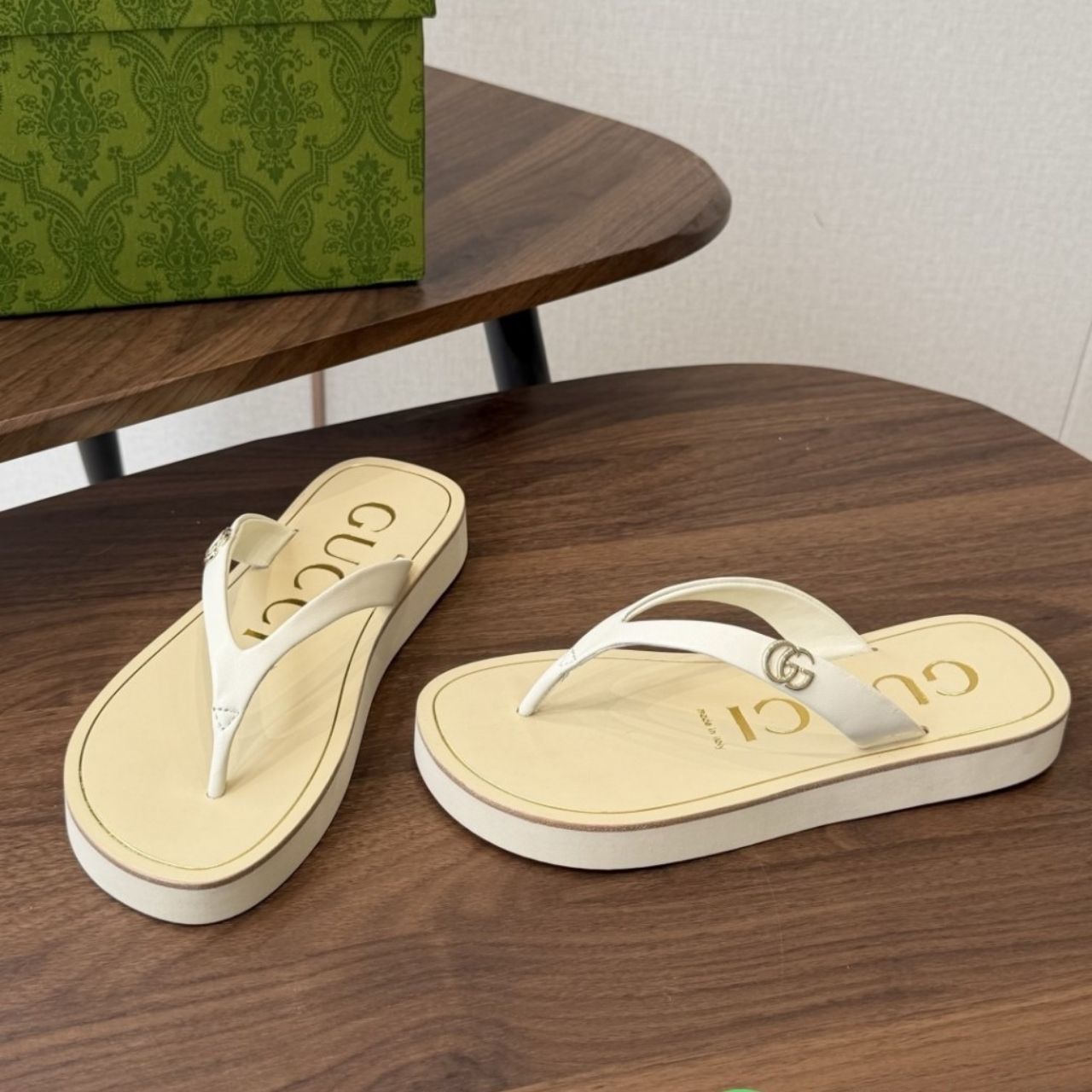 Gucci Thong Sandal With Double G Yellow 854815 0R000 7550 - Image 7