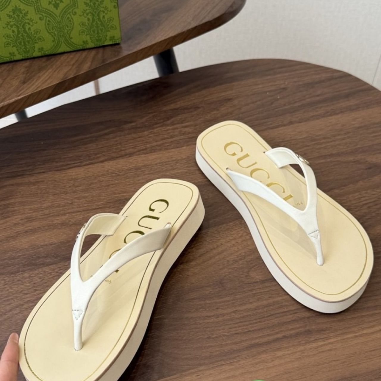 Gucci Thong Sandal With Double G Yellow 854815 0R000 7550 - Image 6