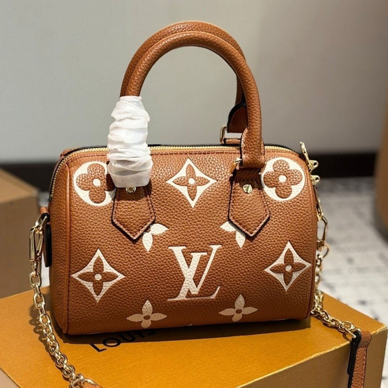 Louis Vuitton Speedy Bandouliere 20 Monogram Empreinte 20cm M46575 - Image 2