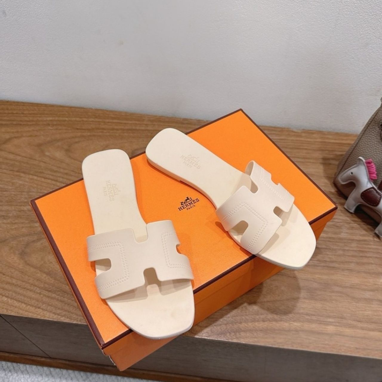 Hermes Oran Flat Slides Katherine - Image 5