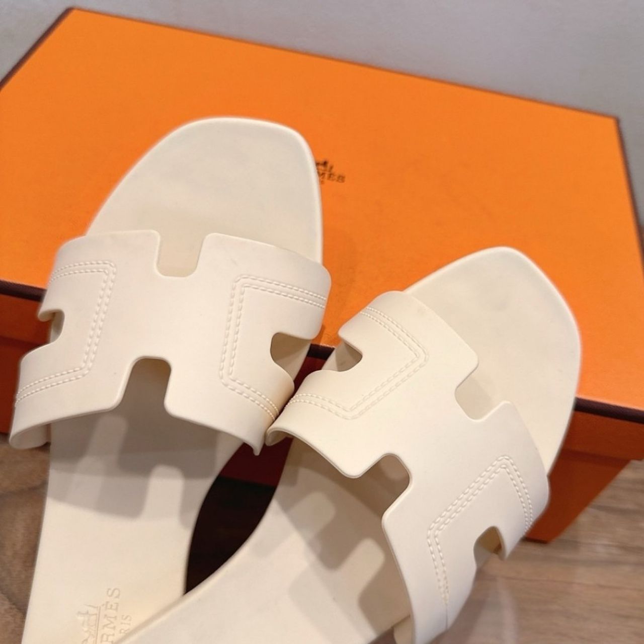 Hermes Oran Flat Slides Katherine - Image 4
