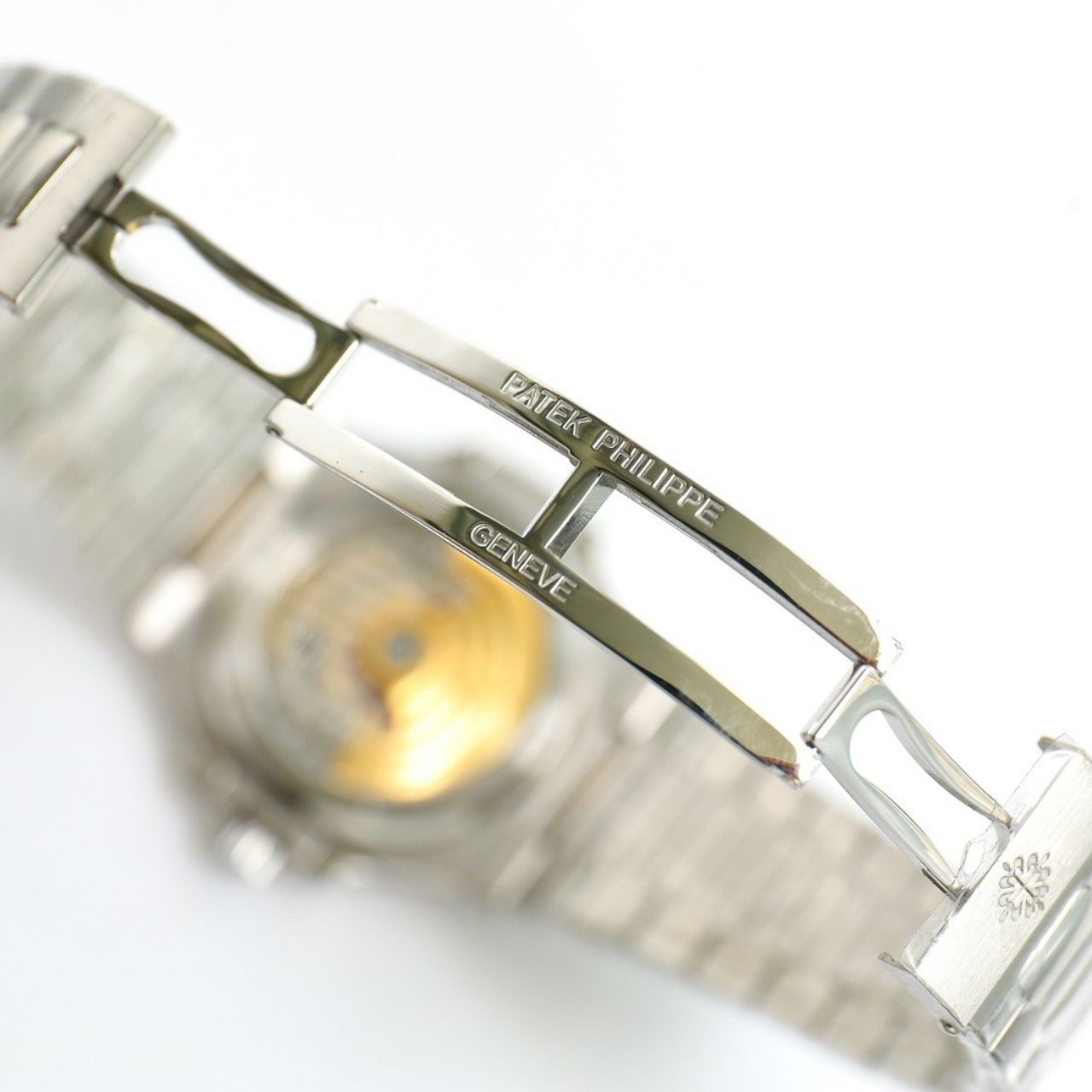 Patek Philippe Nautilus Green Dial 40mm 5711 1A 014 - Image 3
