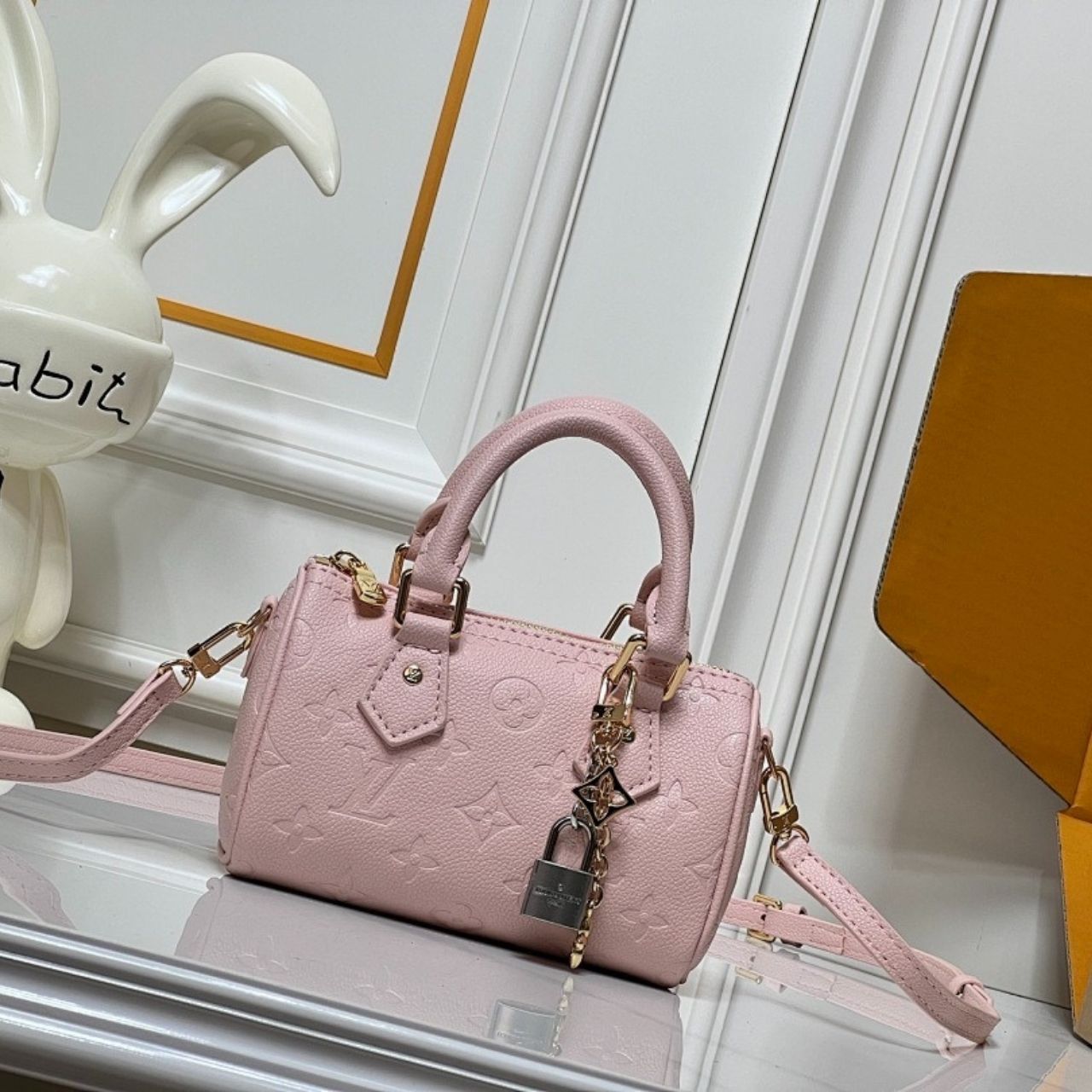 Louis Vuitton Nano Speedy Snowy Pearl 16cm M27107 - Image 6