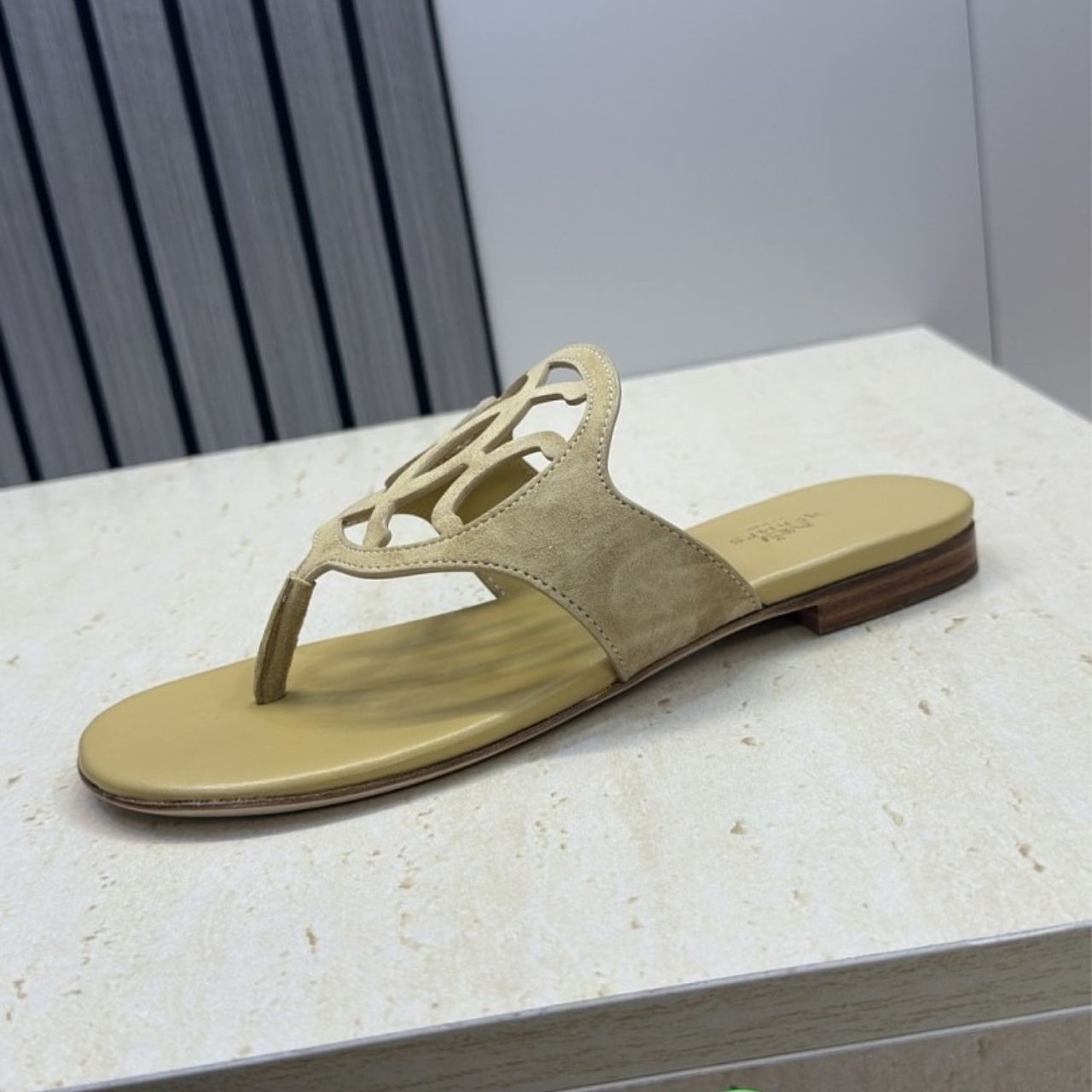 Hermes Mage Sandal Beige Albetre H261115Z - Image 4
