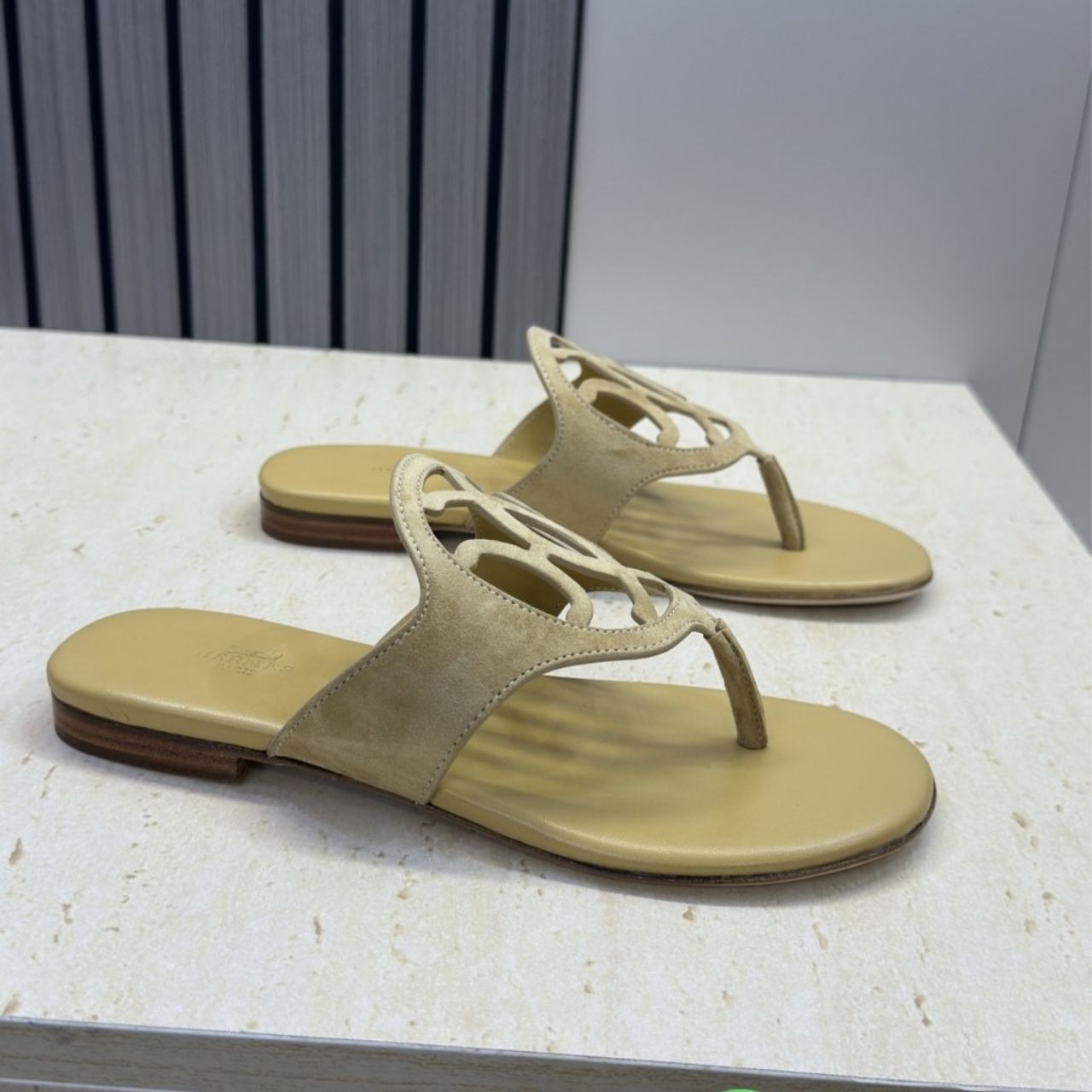Hermes Mage Sandal Beige Albetre H261115Z - Image 5
