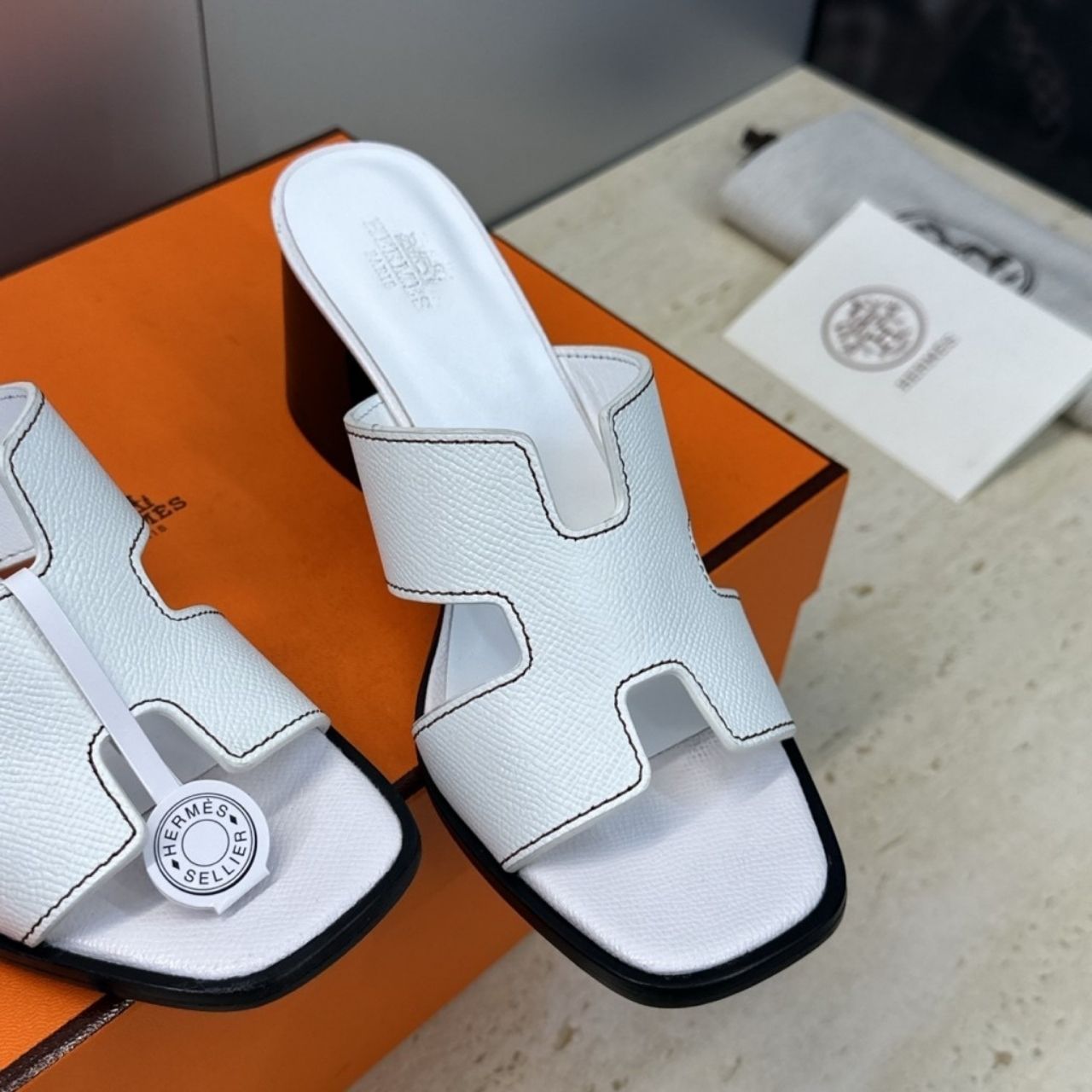 Hermes Helia 60 Sandal Blanc H232089Z 90370 - Image 6
