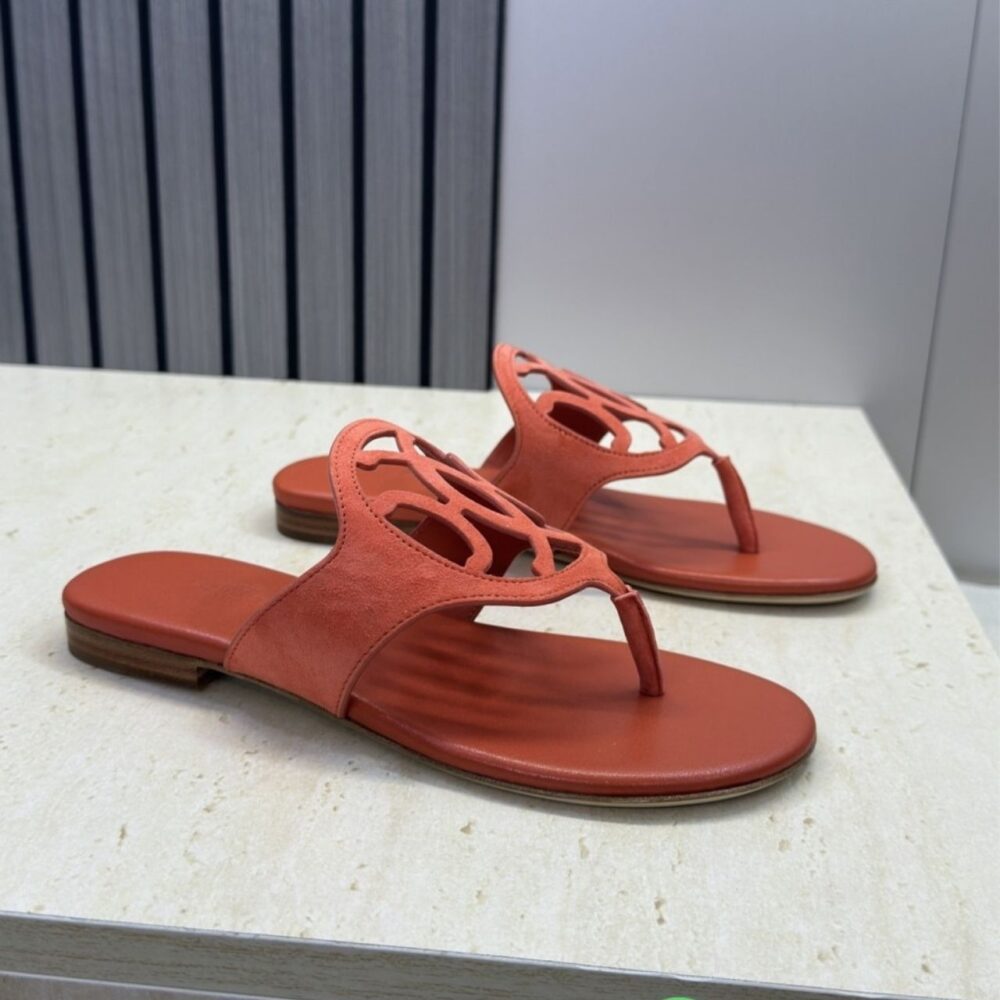 Alternative view of Hermes Mage Sandal Rouge Primaire H261115Z