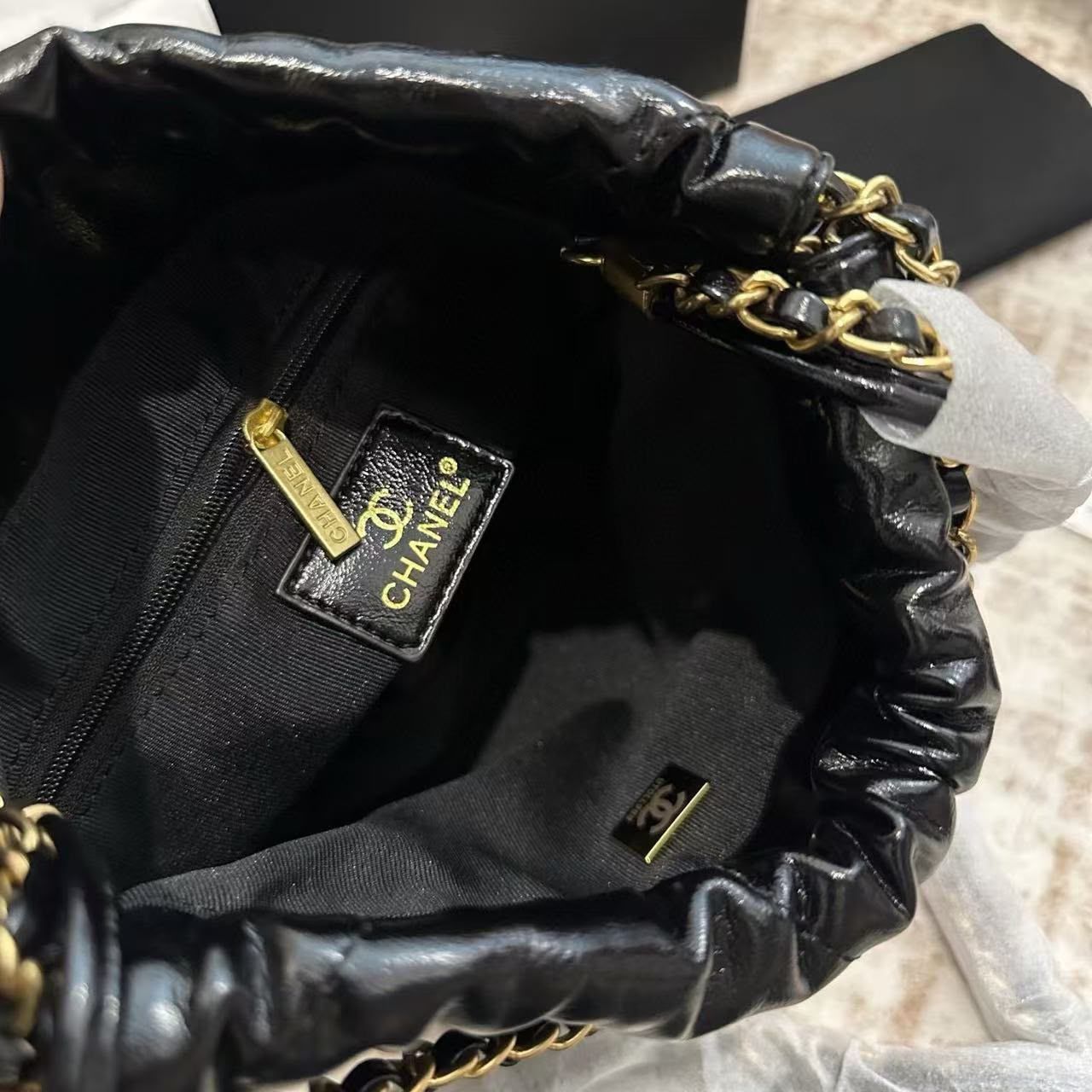 Chanel 22 Mini Handbag Black 20cm AS3980 B19059 94305 - Image 6