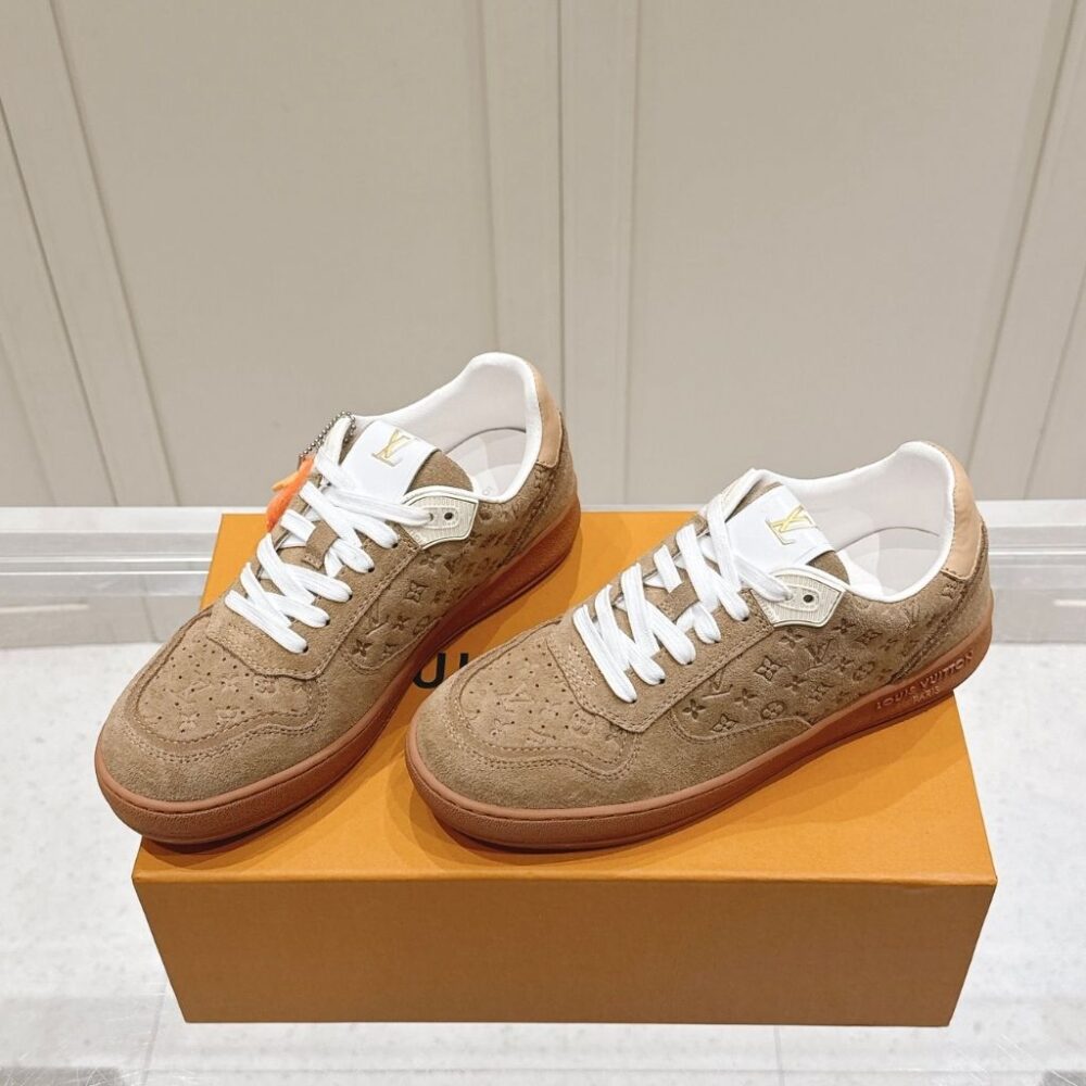 Alternative view of Louis Vuitton LV Stadium Sneaker Beige 1AGXPM