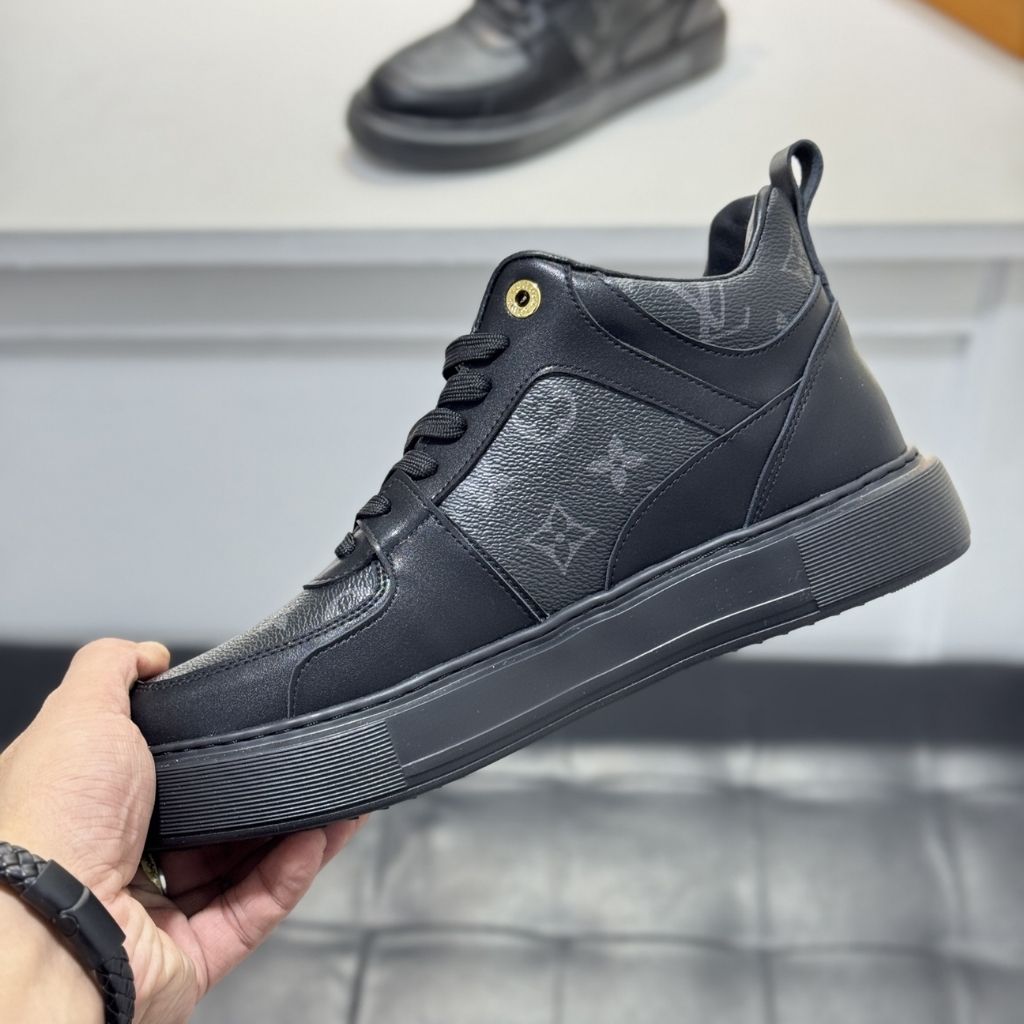 Louis Vuitton LV Trainer Sneaker Black Monogram 1ADH47 - Image 5