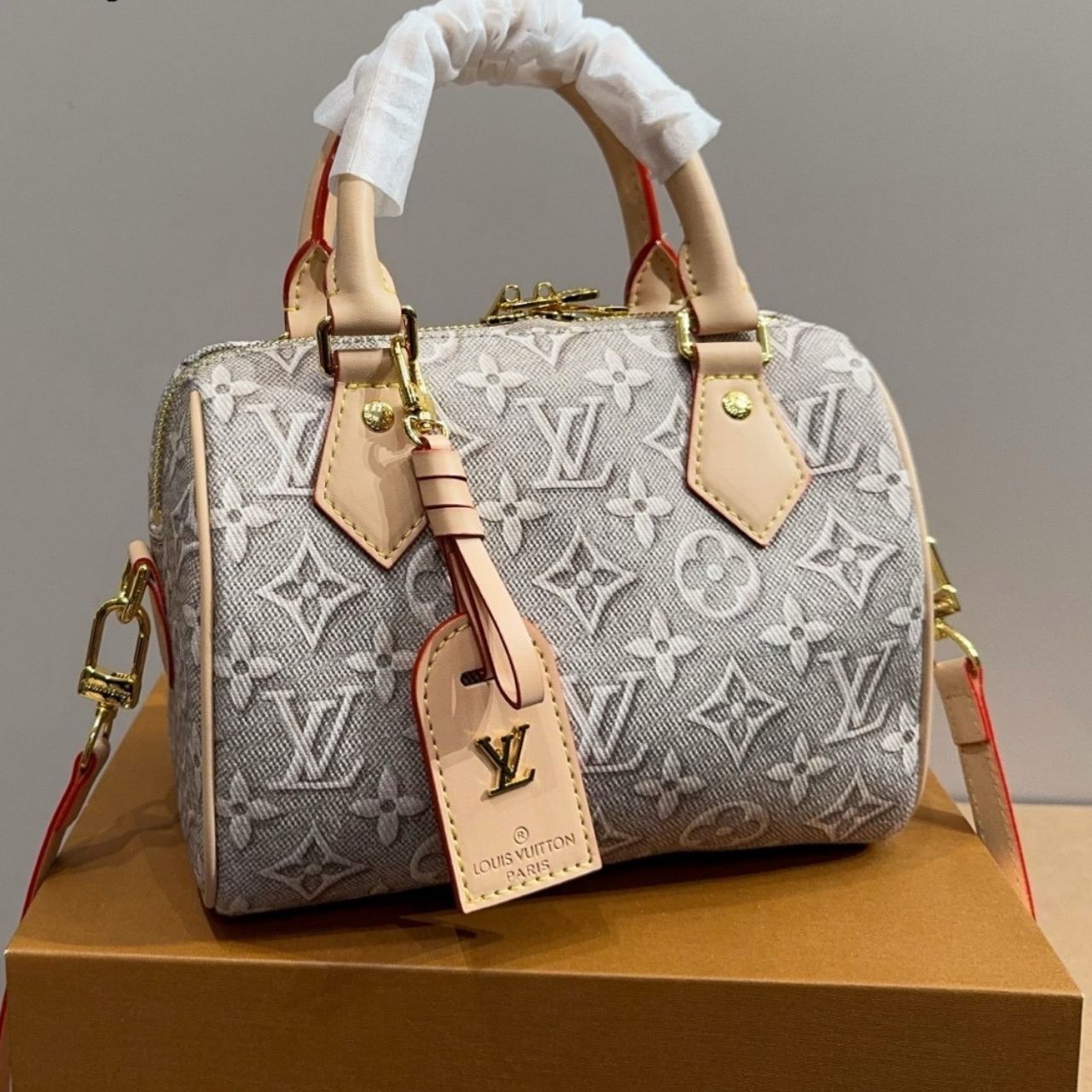 Louis Vuitton Speedy Bandouliere 20 Monogram Embleme 20cm M2A039 - Image 8