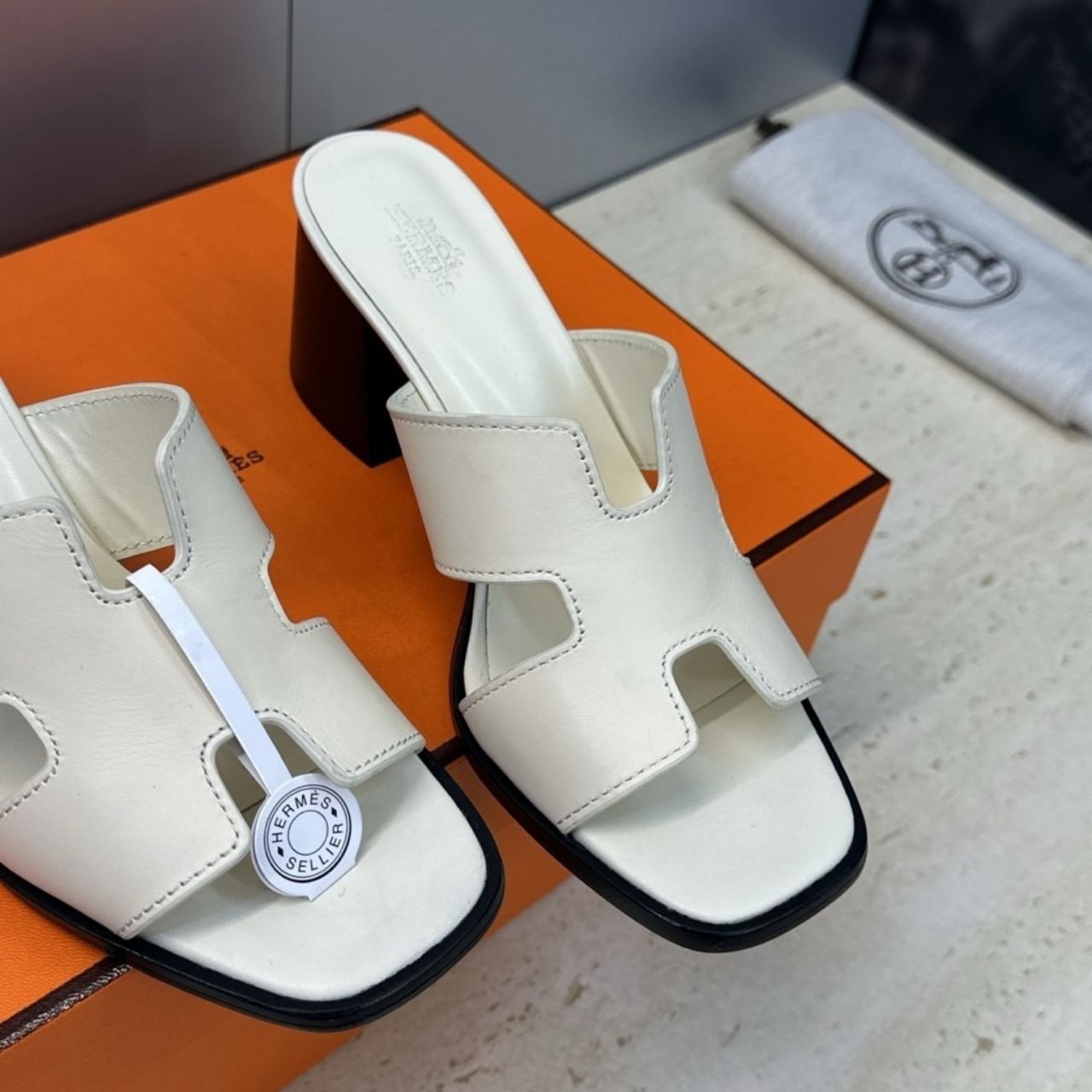 Hermes Helia 60 Sandal Beige H232089Z 90370 - Image 4