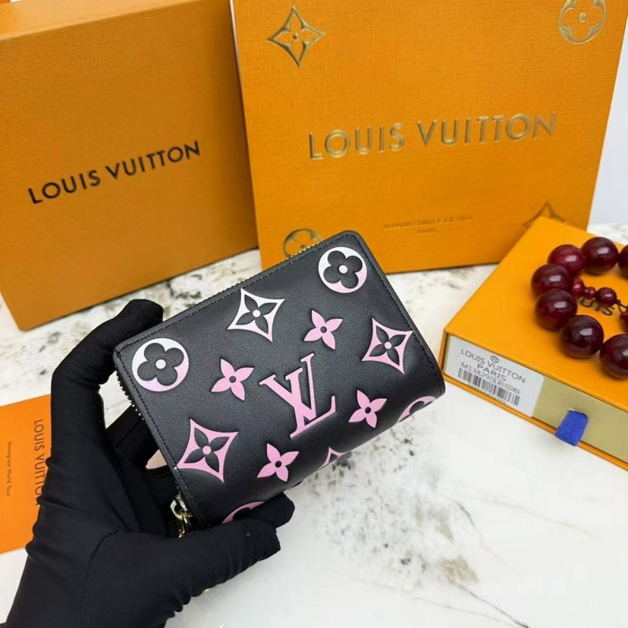 Louis Vuitton Lou Wallet Monogram Black Pink 11Cm M13829 - Image 8