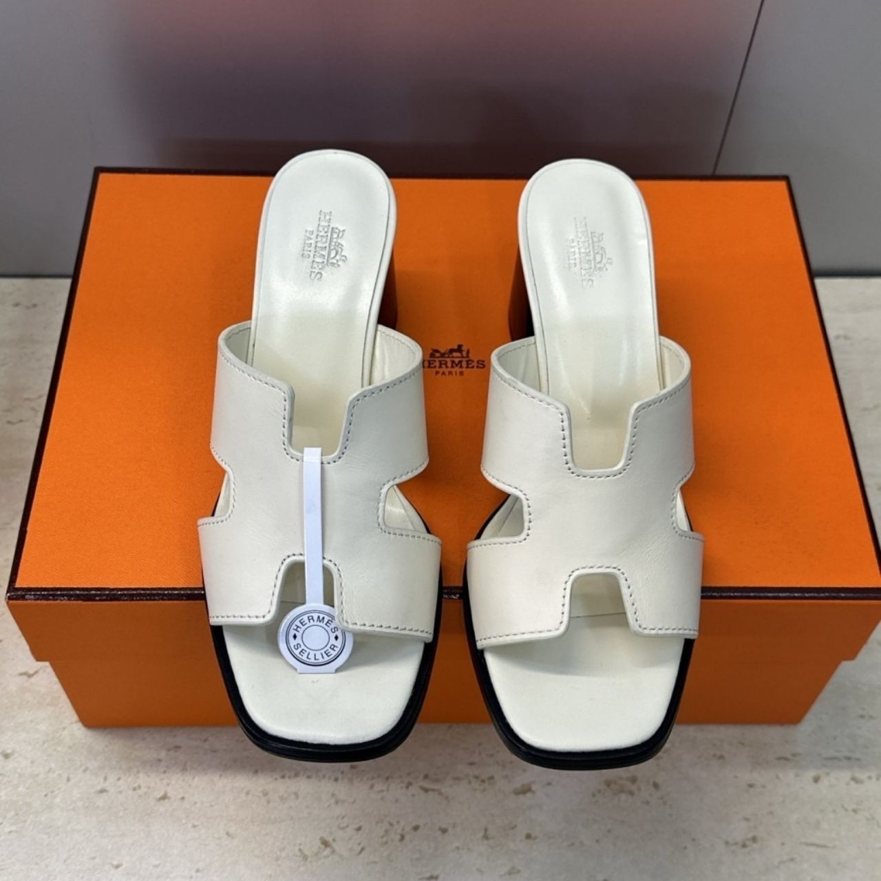 Hermes Helia 60 Sandal Beige H232089Z 90370 - Image 3