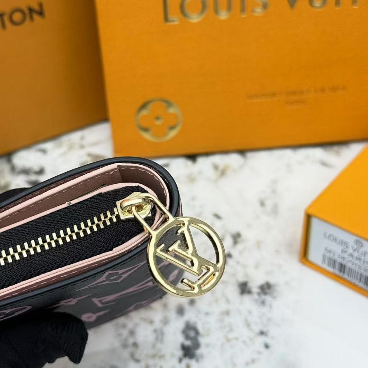 Louis Vuitton Lou Wallet Monogram Black Pink 11Cm M13829 - Image 3