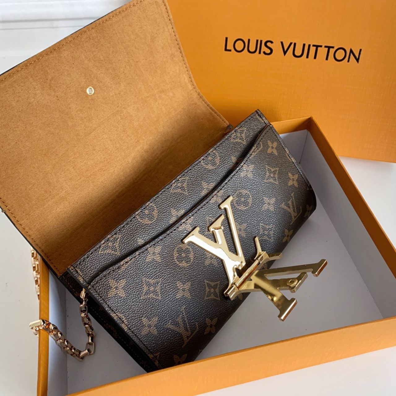 Louis Vuitton Pochette Louise Chain 23cm - Image 7
