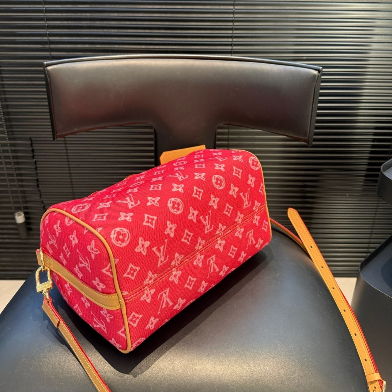Louis Vuitton Speedy P9 Bandouliere 25 Red 25cm M24425 - Image 7