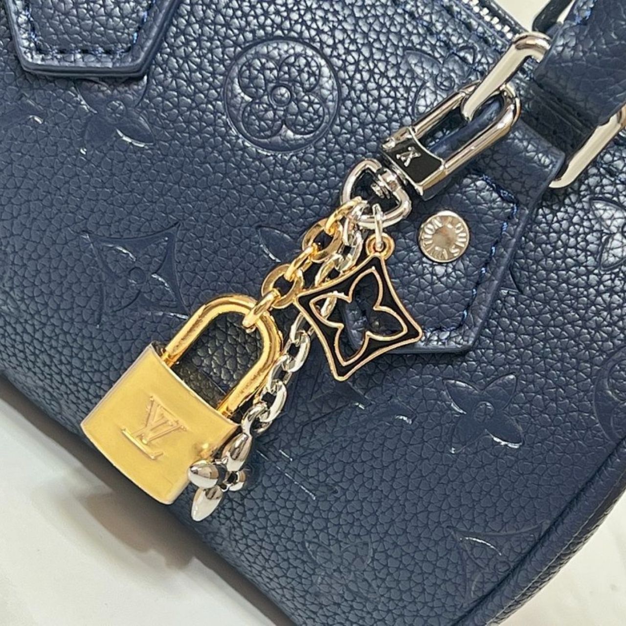 Louis Vuitton Nano Speedy Shimmery Ink 16cm M26510 - Image 5