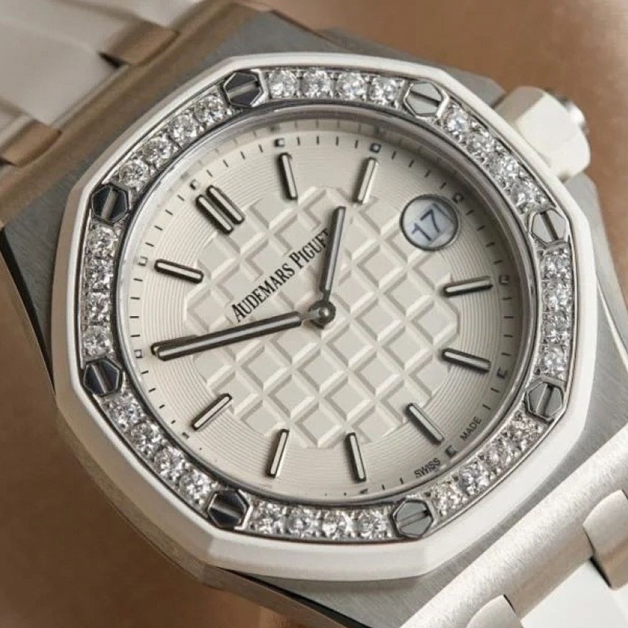 Audemars Piguet Royal Oak Offshore Rose Gold Dial 37mm 67540OKZZA010CA01 - Image 4