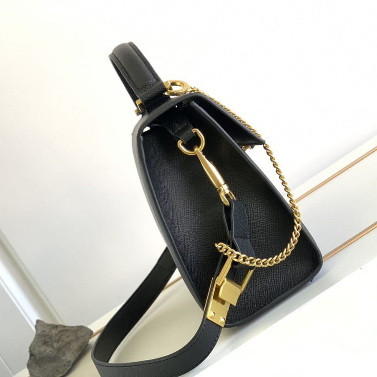 Valentino Garavani Vsling Small Handbag In Grainy Calfskin 26cm - Image 8