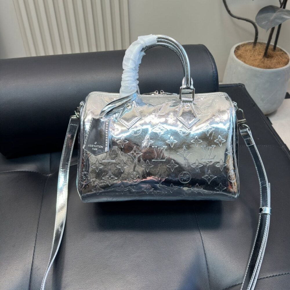 Alternative view of Louis Vuitton Speedy Bandouliere Silver Monogram Miroir 26cm M11987