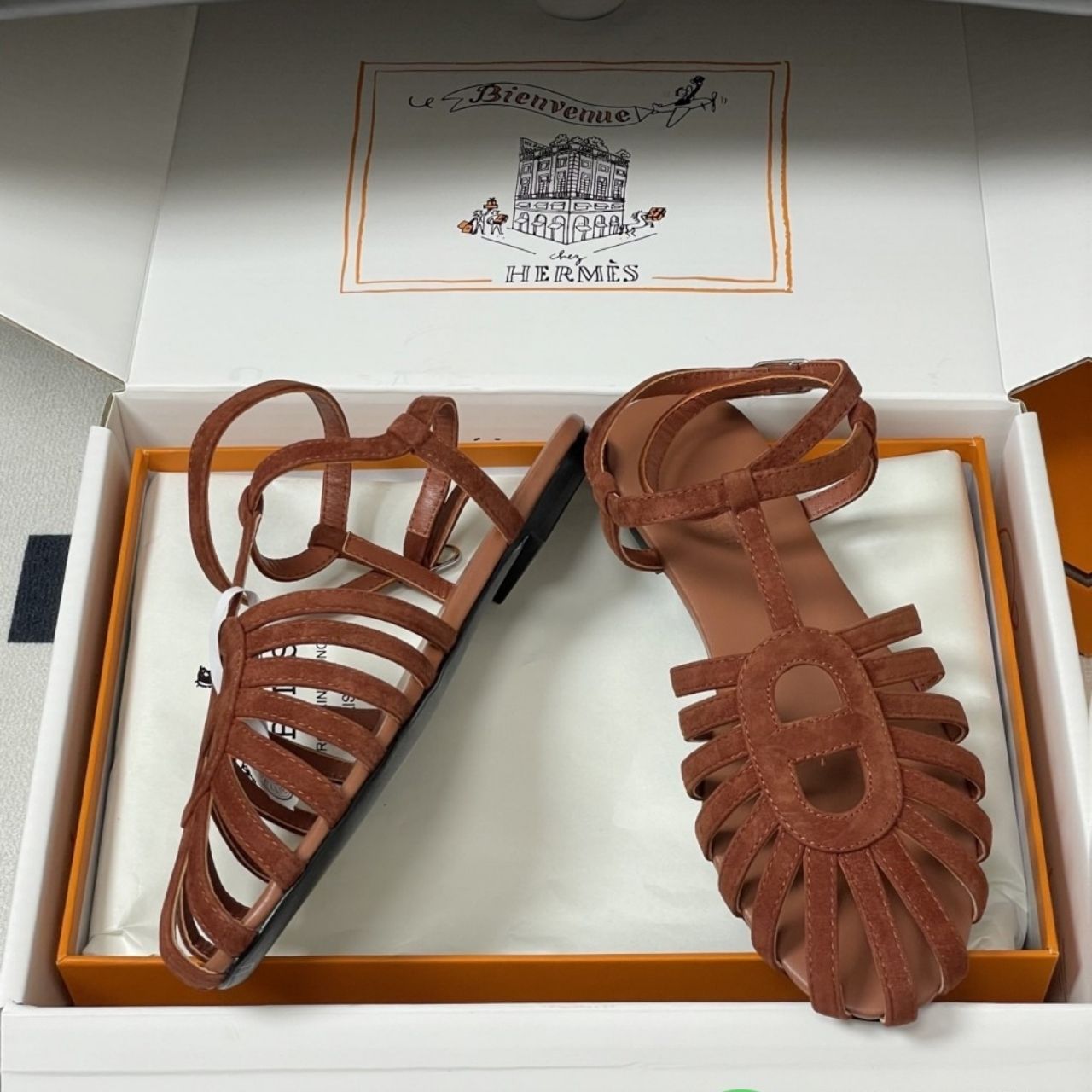 Hermes Nour Sandal Gold H262095Z - Image 5