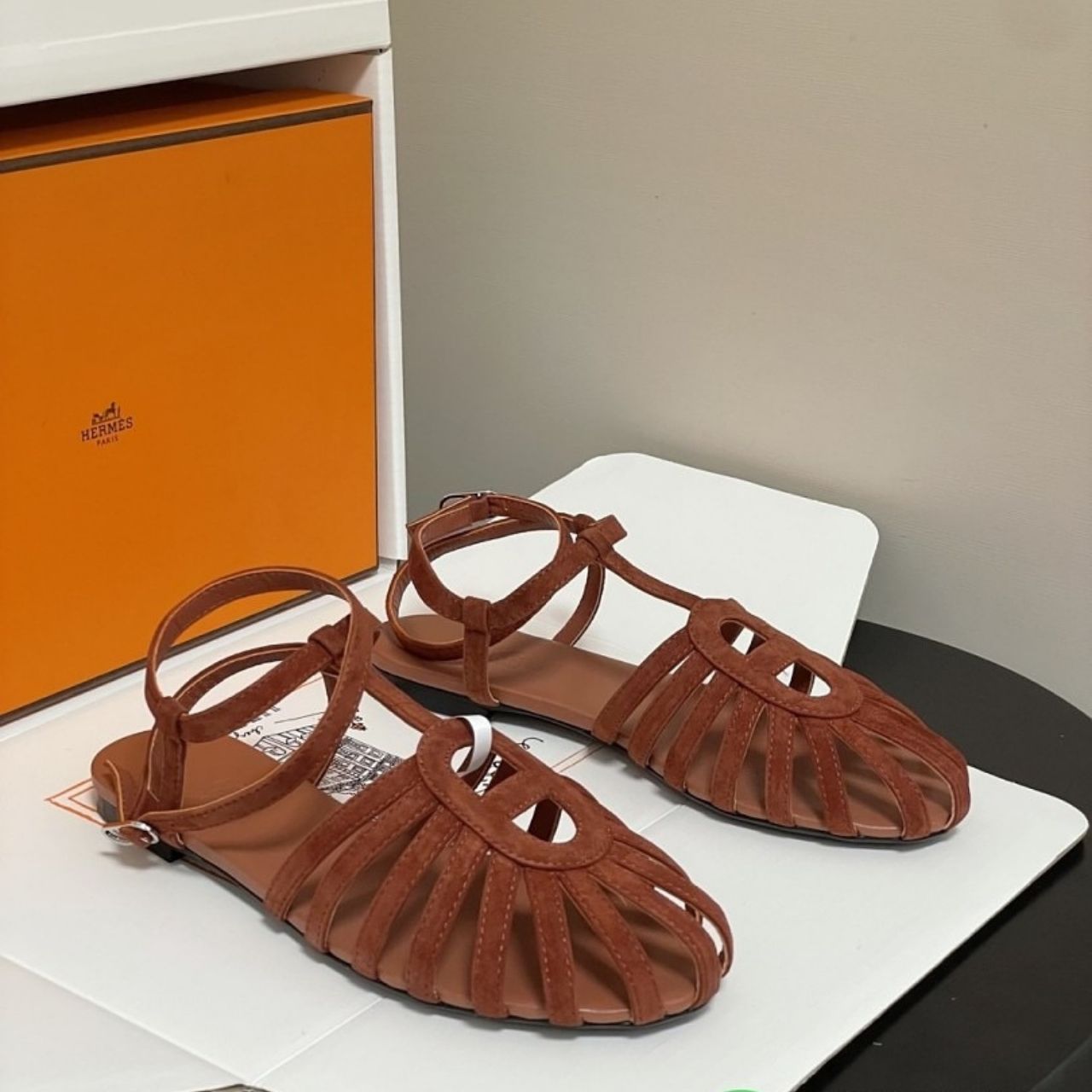 Hermes Nour Sandal Gold H262095Z - Image 7