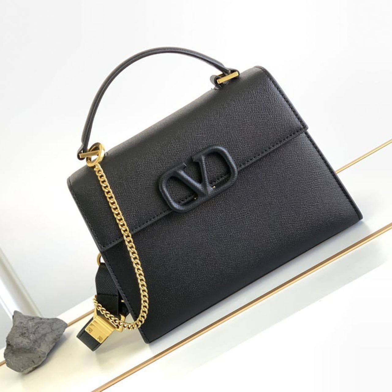 Valentino Garavani Vsling Small Handbag In Grainy Calfskin 26cm - Image 2
