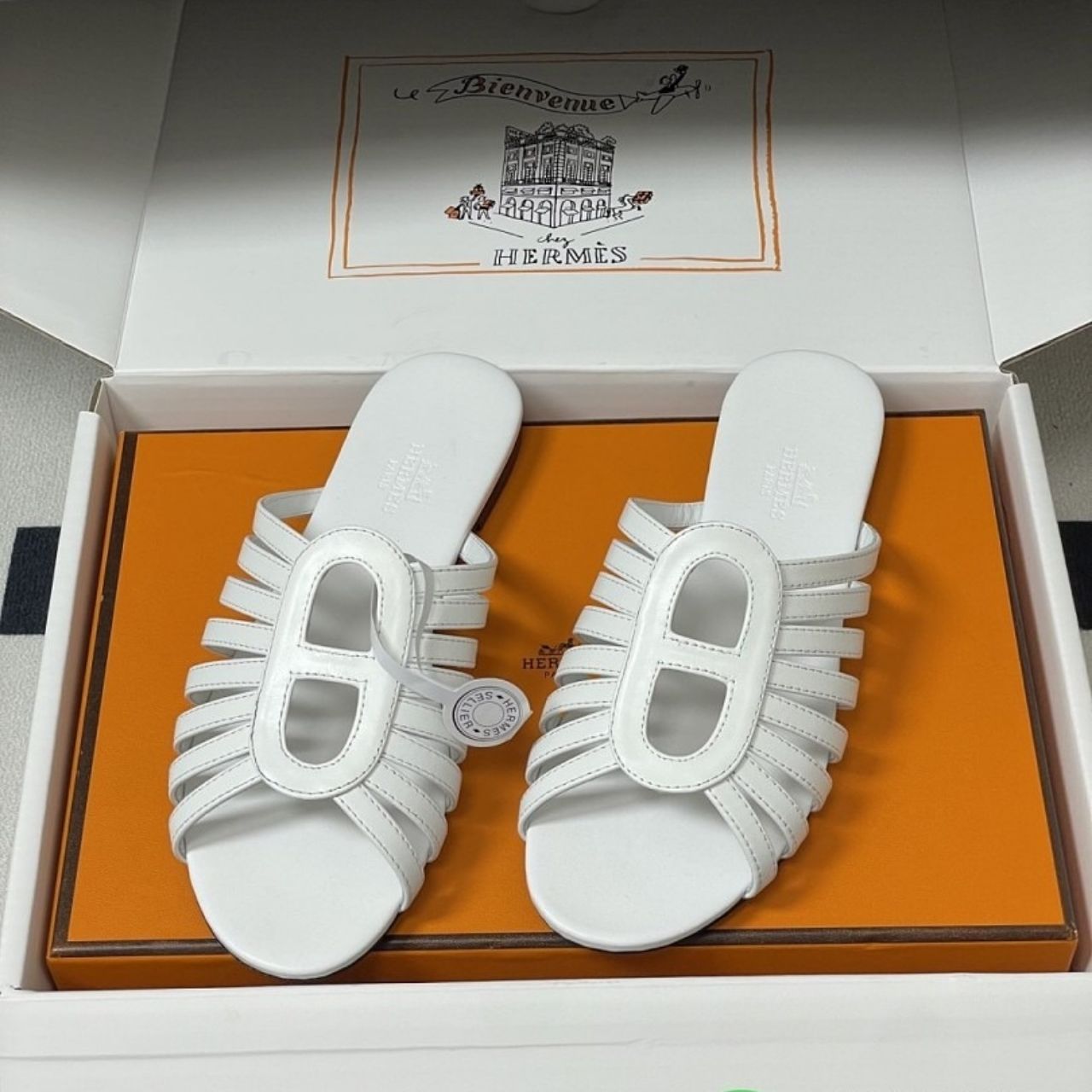 Hermes Noria Sandal Blanc H262093Z - Image 3