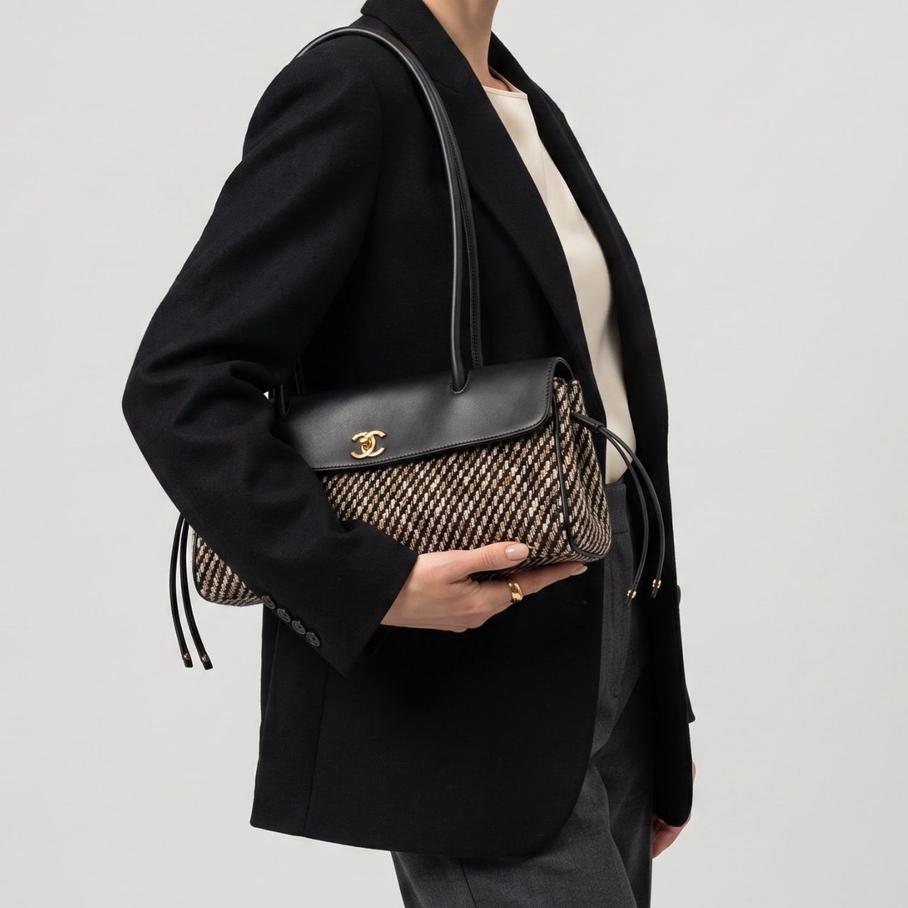 Chanel Shopping Flap Tweed Tote Black Multicolor 31Cm - Image 2