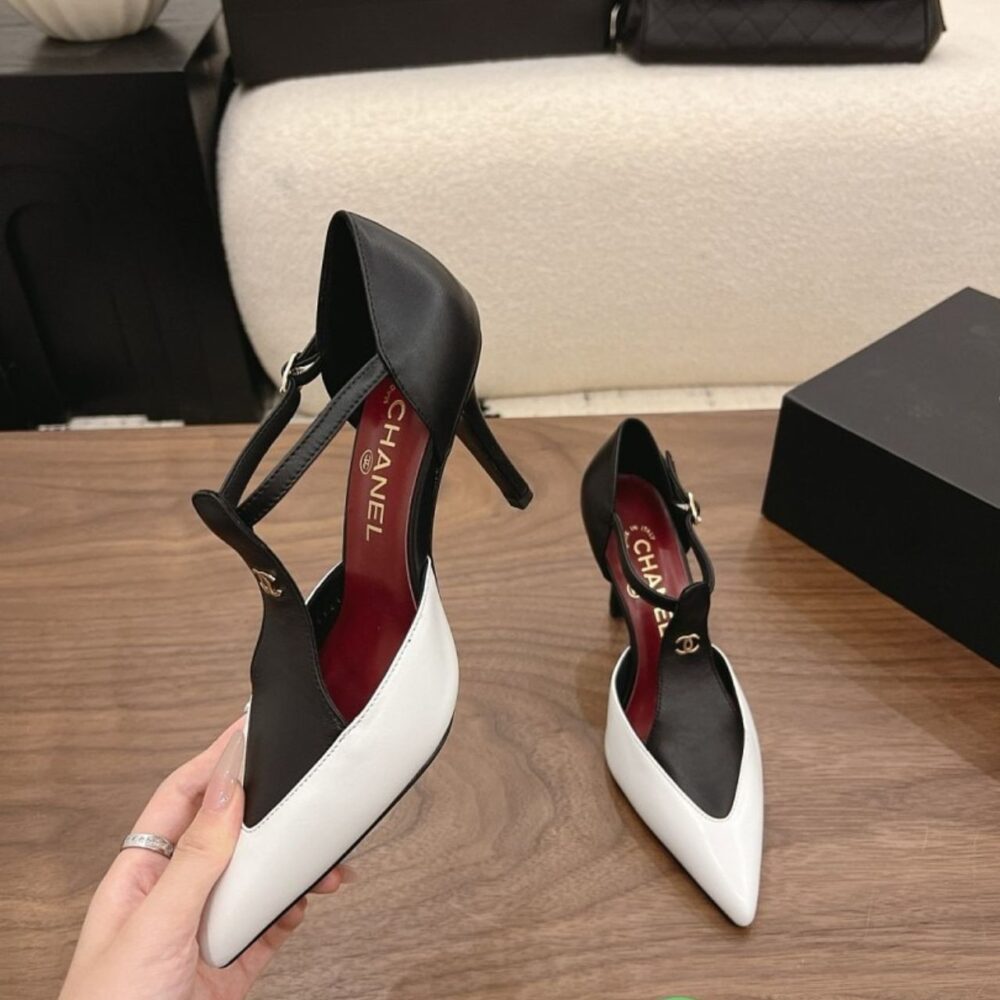 Alternative view of Chanel Metiers Dart 2026 Mary Janes White Black