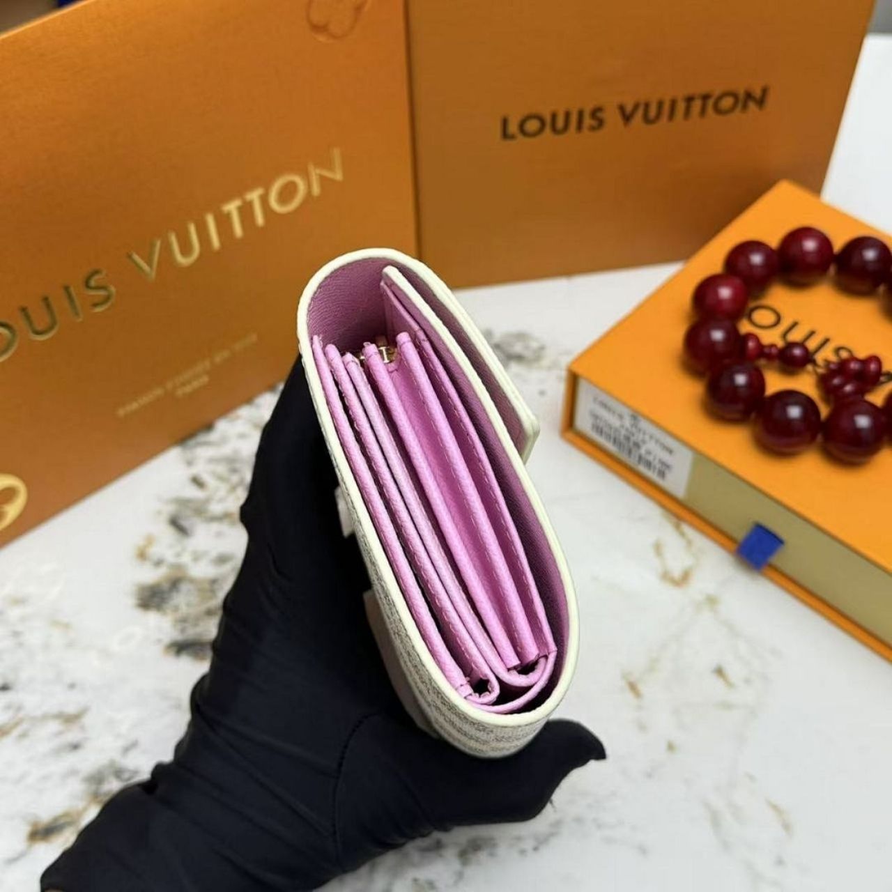 Louis Vuitton Sarah Wallet Damier Azur Rose Ballerine 12cm - Image 5